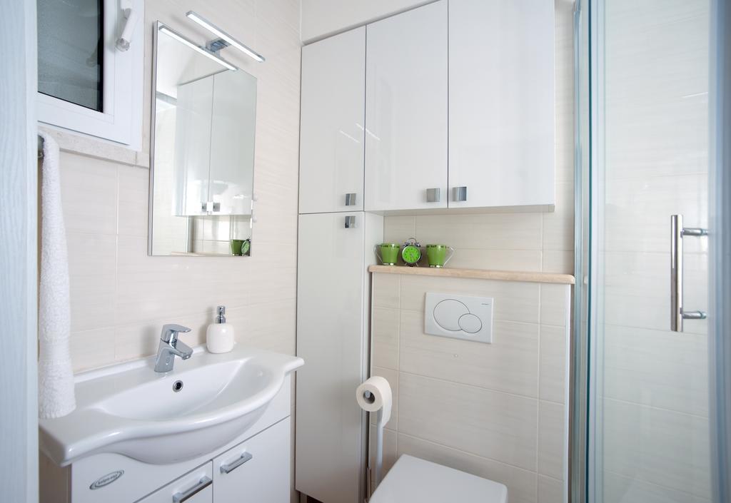 Apartment Lina Deluxe Split Zimmer foto